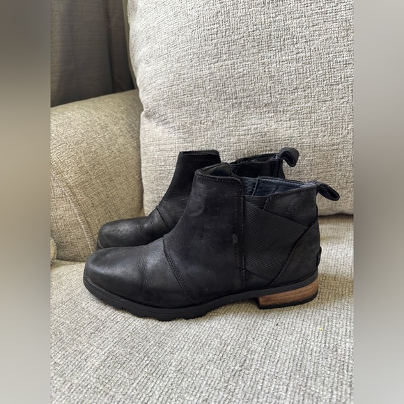 Sorel Emelie Chelsea size 6.5 - Picture 4 of 6